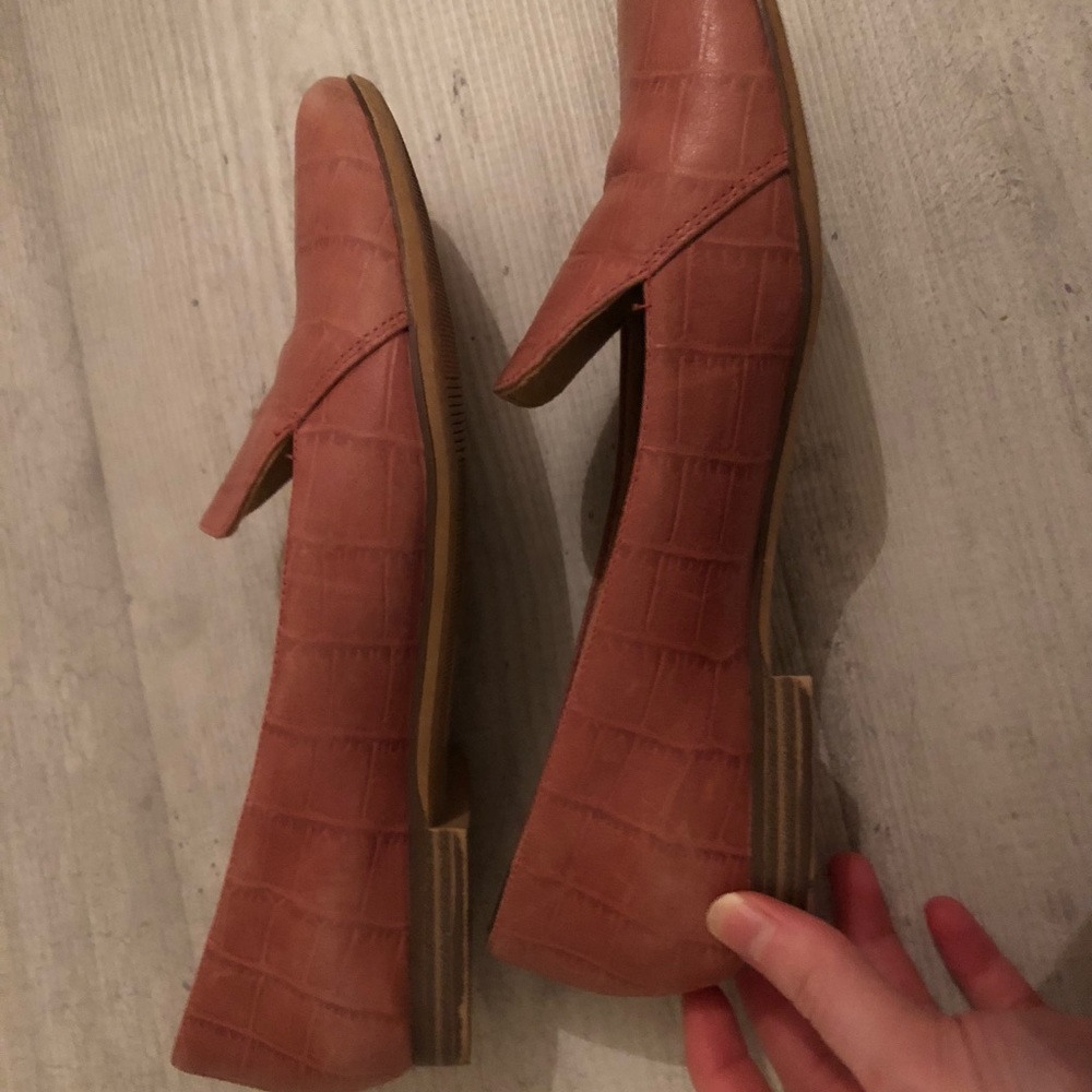 Naturalizer Crocodile Pink Emiline Flat 7 Wide